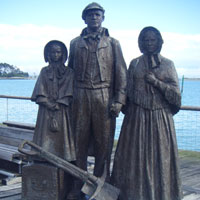 Settlers monument in Nelson